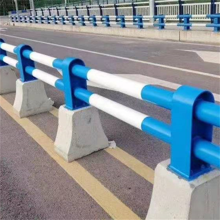 宝鸡水泥墩防撞护栏